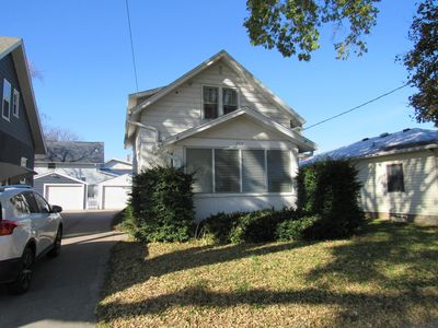 207 7th Ave NW, Rochester, MN, 55901