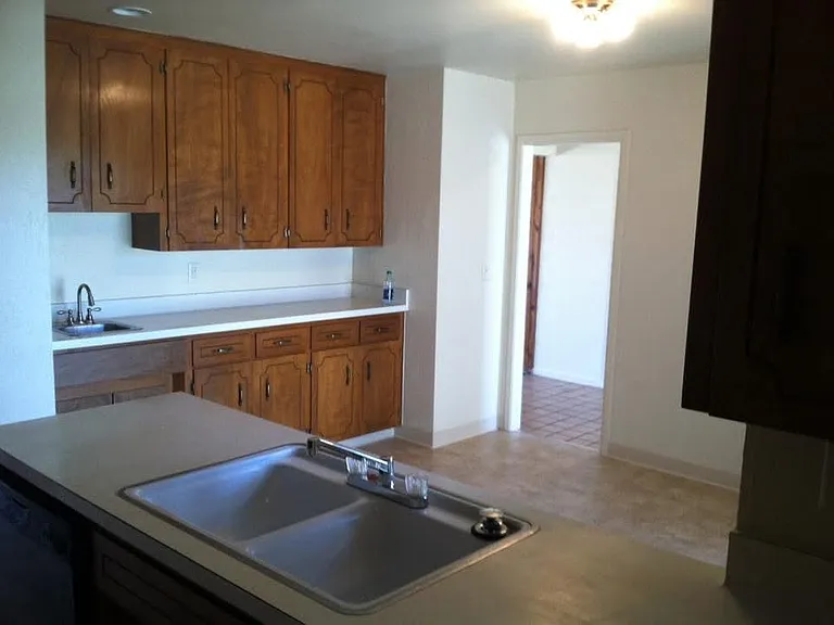 1151 W Alisal St — Photo 3