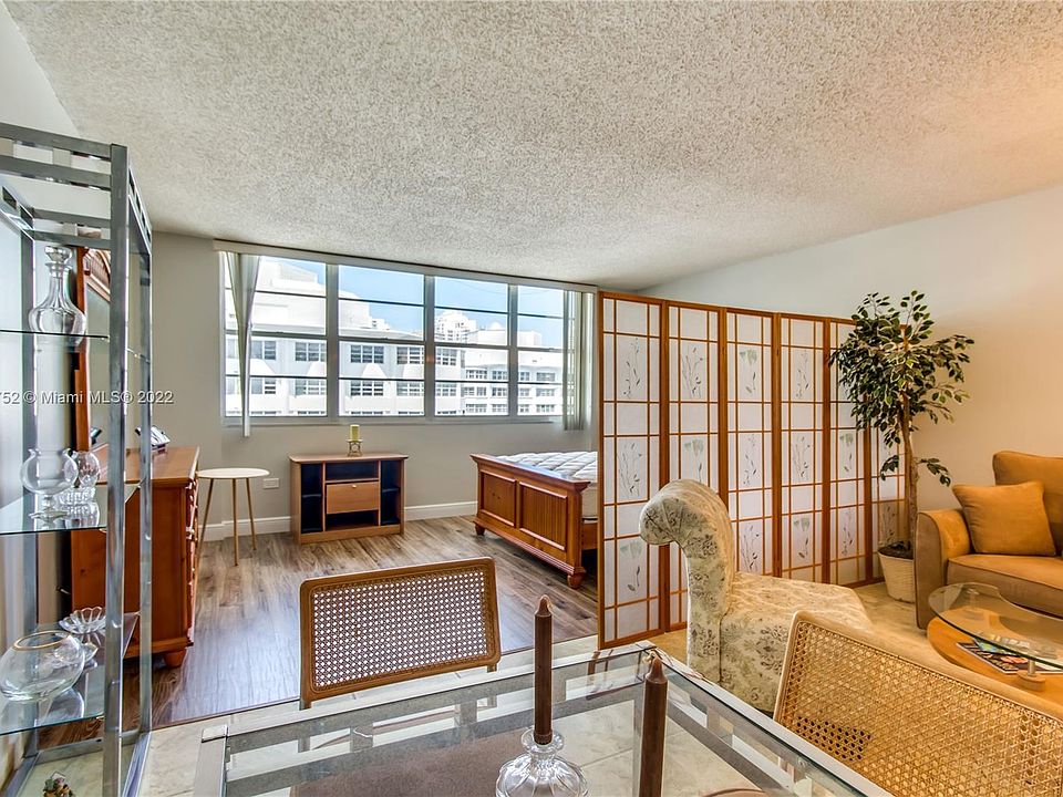 1st image of 999 Brickell Bay Dr APT 1906
