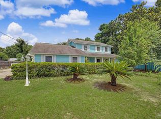 1166 Eula St, Gulf Breeze, FL 32563