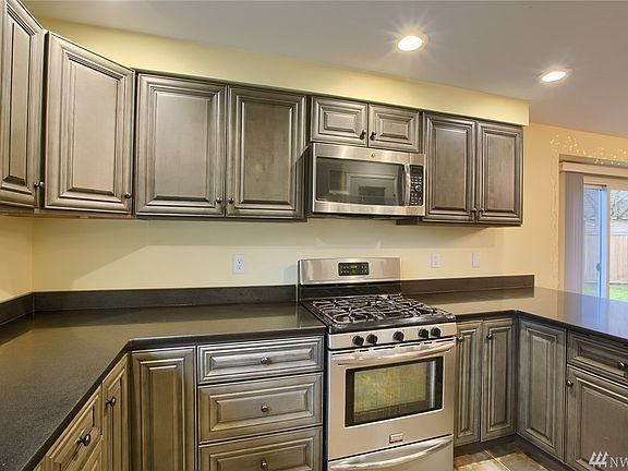 5th image of 20822 103rd Ct SE
