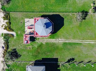 1508 Highway 87, Gilchrist, TX 77617