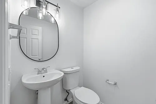 213 Town Green Ln — Photo 4