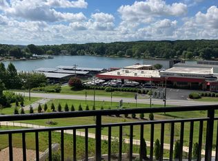 4455 Reed Creek Dr UNIT 304, Sherrills Ford, NC 28673