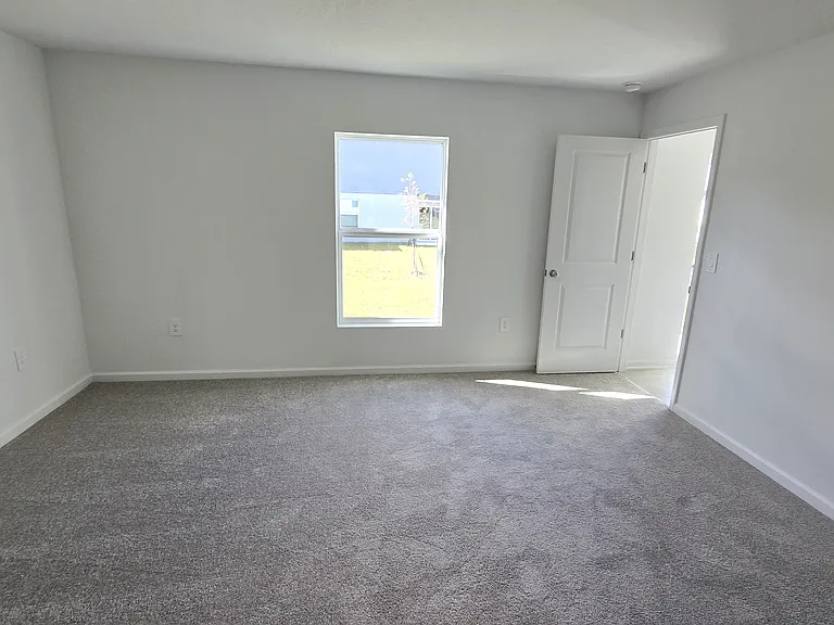 2150 Chris Dr — Photo 17