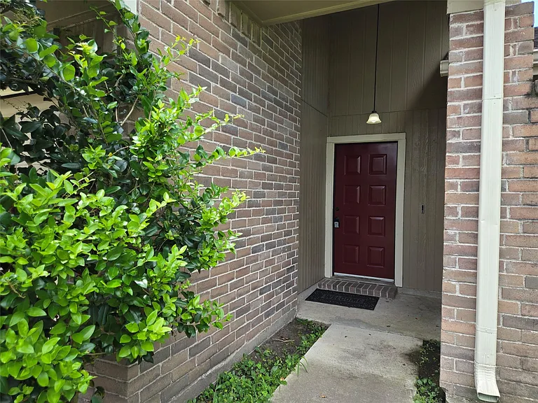 24015 Farm Hill Rd — Photo 2