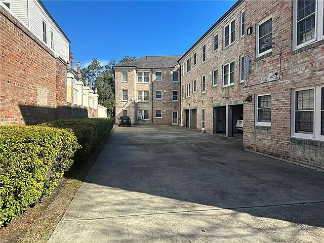 5406 Saint Charles Ave #B — Photo 12