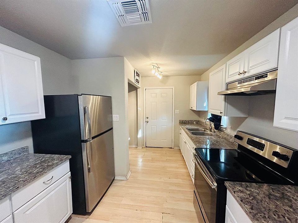 1st image of 603 Coleman St Unit 2