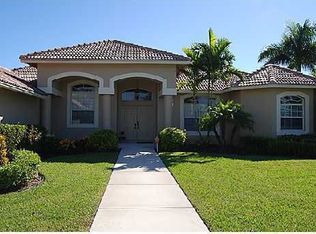 2560 Greenbriar Blvd, Wellington, FL 33414