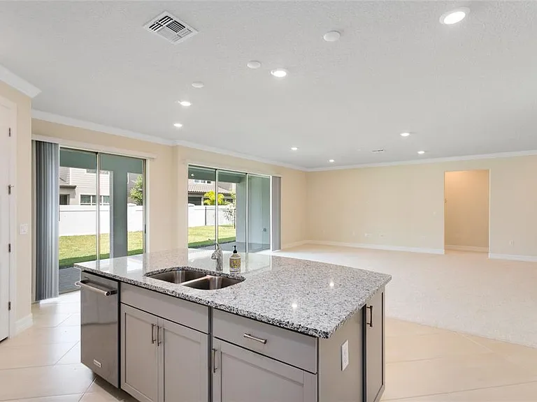 9212 Hanging Vine Ct — Photo 11