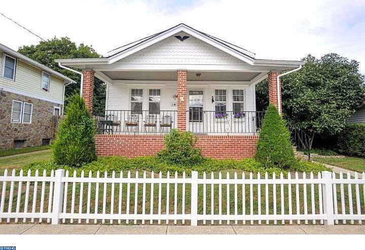 1st image of 1 Lorewood Ave