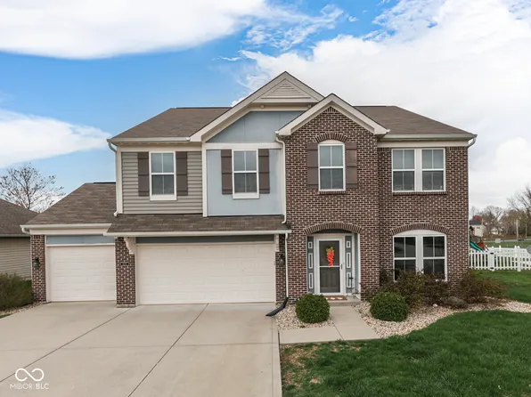 1232 Blue Haven Way, Greenwood, IN 46143