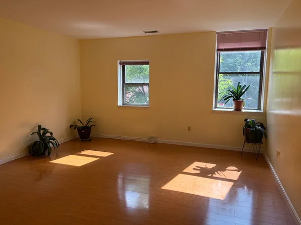 314 Bedford St, Lexington, MA
