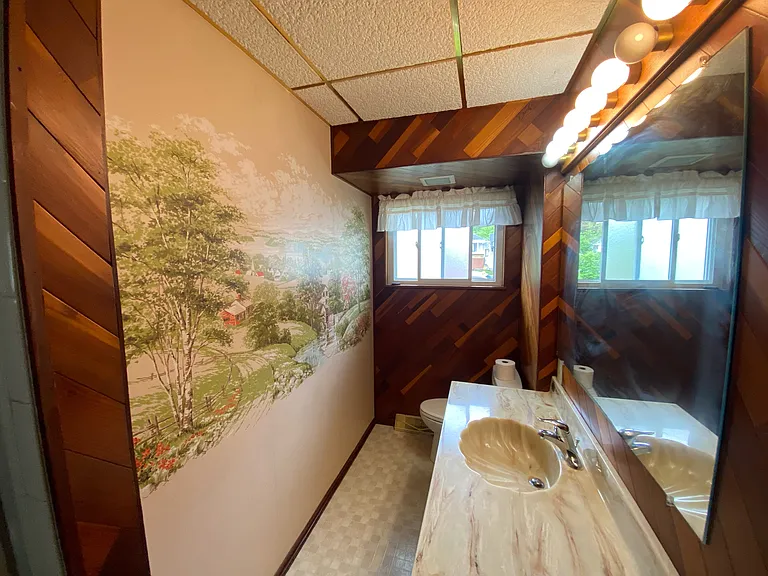 First Floor Bathroom