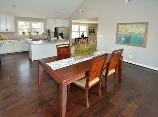 7016 McSherry Dr, Falls Church, VA 22042