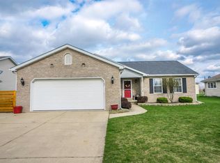 9835 Monroe St, Crown Point, IN 46307