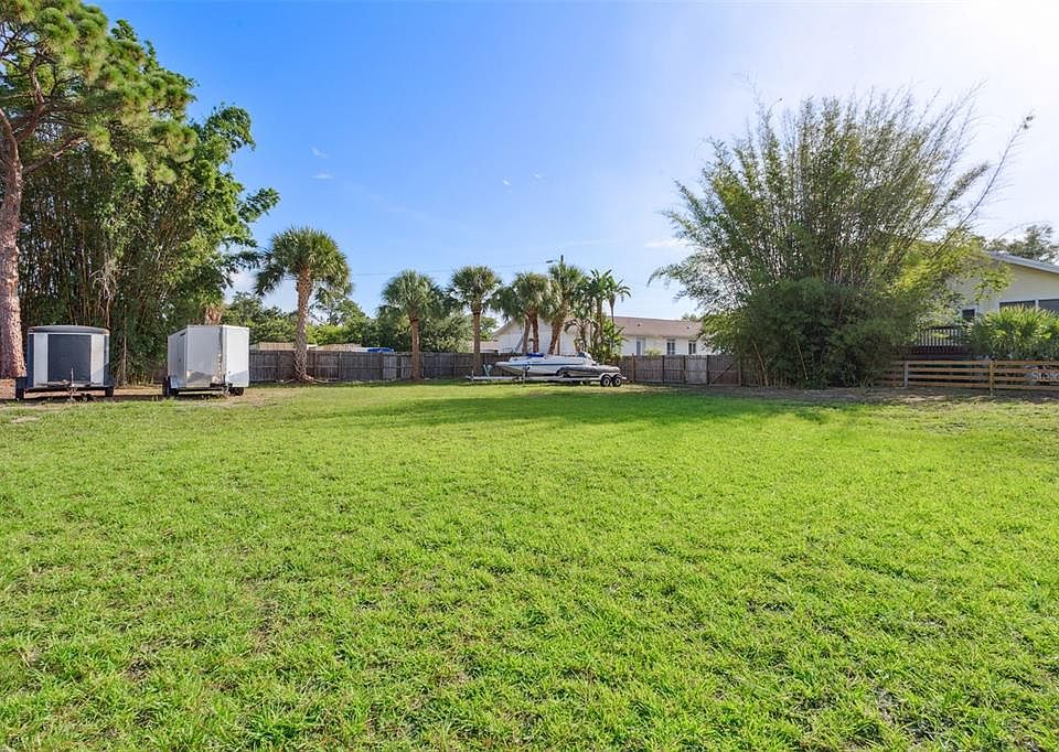 524 Doric Ct Tarpon Springs FL Zillow