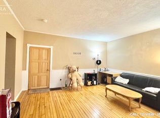 261 Dixon St #1, Kitchener, ON N2G3G1