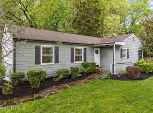 908 Forest Heights Rd, Knoxville, TN 37919