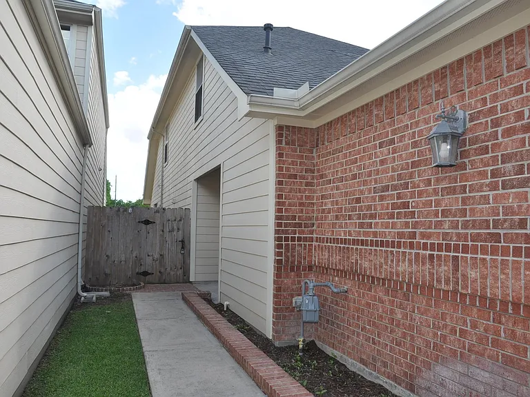 20913 Sunrise Pine View Ln — Photo 5