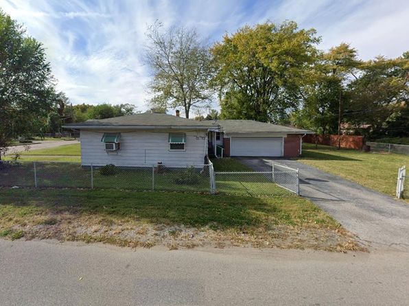 3045 Belleview Ave, East Saint Louis, IL 62205