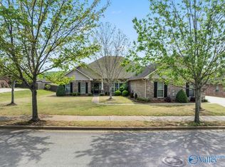 12713 Oak South SW, Huntsville, AL 35803