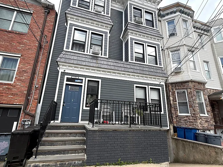 120 Ogden Ave #2 — Photo 23