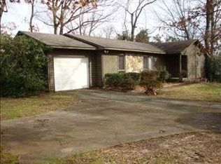 695 Strange Rd, Taylors, SC 29687