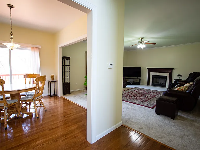 366 Sedgewood Ln — Photo 19