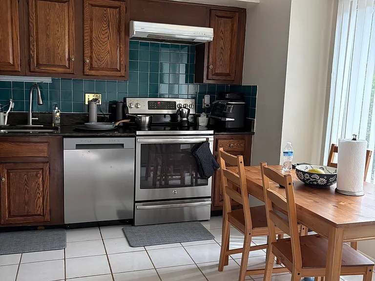 10712 Muirfield Dr — Photo 5