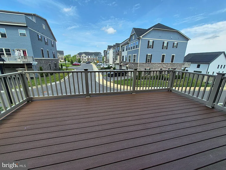 6054 Fallfish Ct — Photo 28