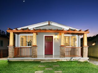 3836 Seneca Ave, Los Angeles, CA 90039