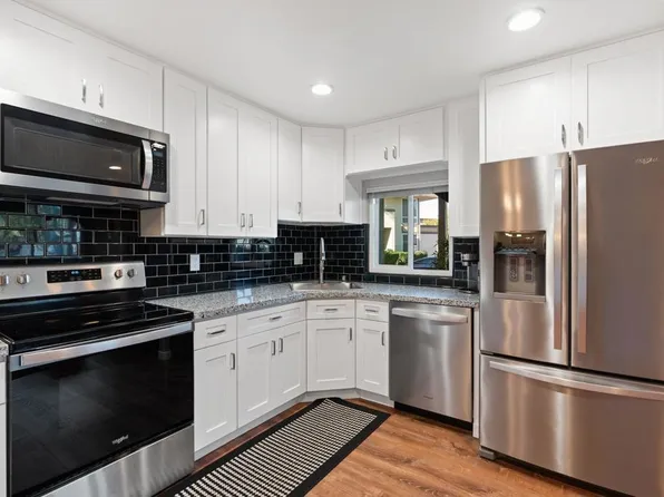745 E Bradley Ave Unit 33, El Cajon, CA 92021
