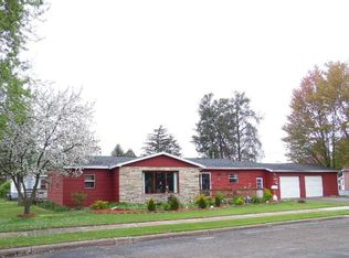 802 Jackson St, Mosinee, WI 54455