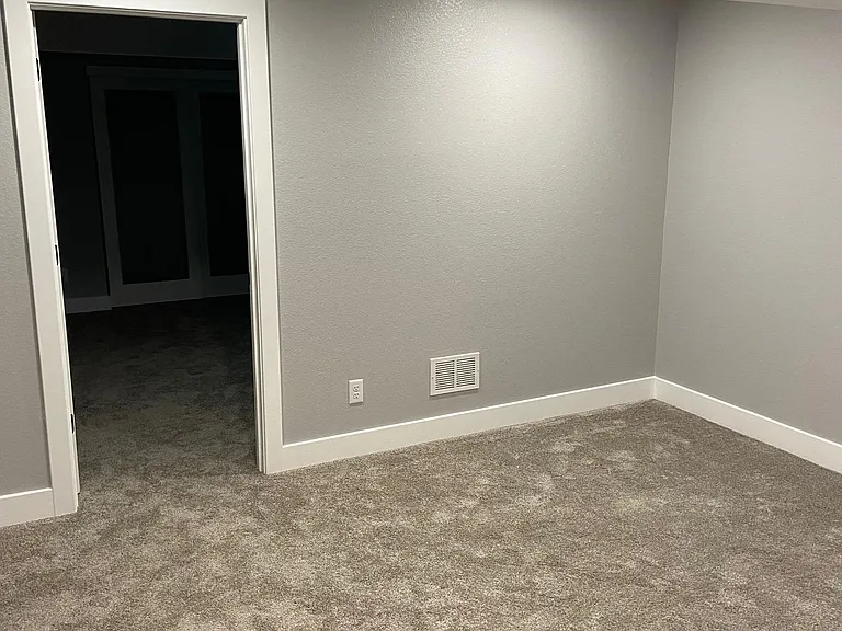 885 Parthenon Ct — Photo 23