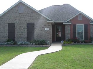 118 Pecan St, Iowa, LA 70647