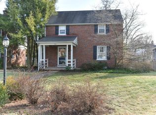 942 Salisbury Ct, Lancaster, PA 17601