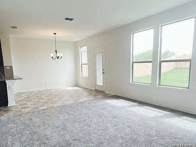 3 bed, 2.5 bath, 1774 sqft, $2,050 — Photo 2