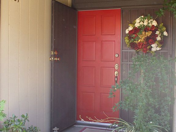 2nd image of 4840 N Hulbert Ave #101