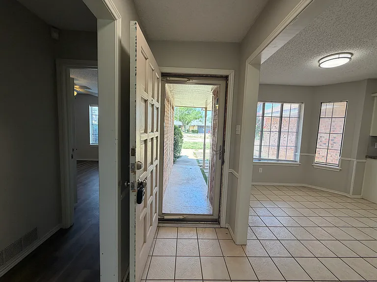3401 Essex Ave — Photo 20