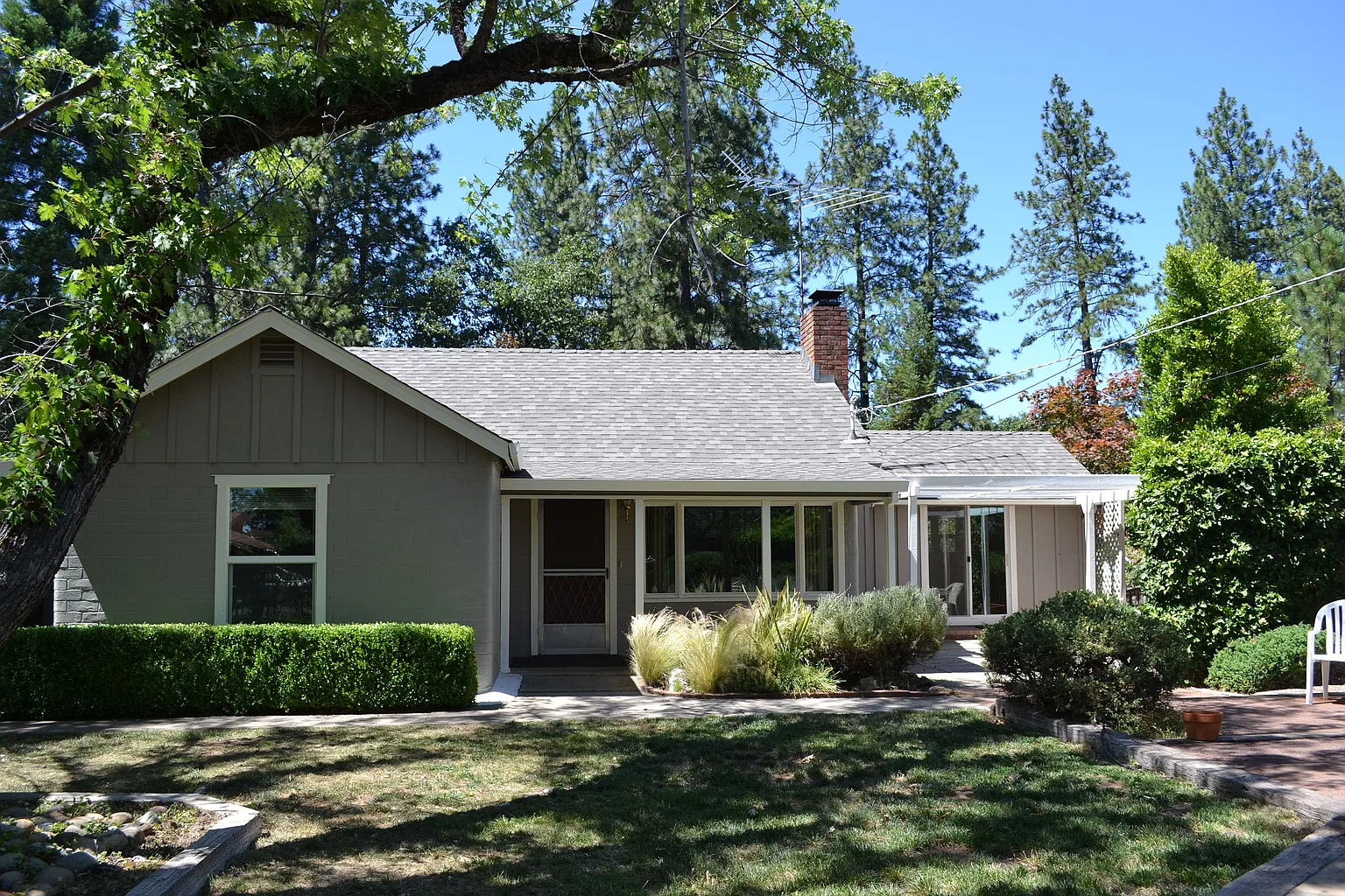 9216 Mosquito Rd photo 1