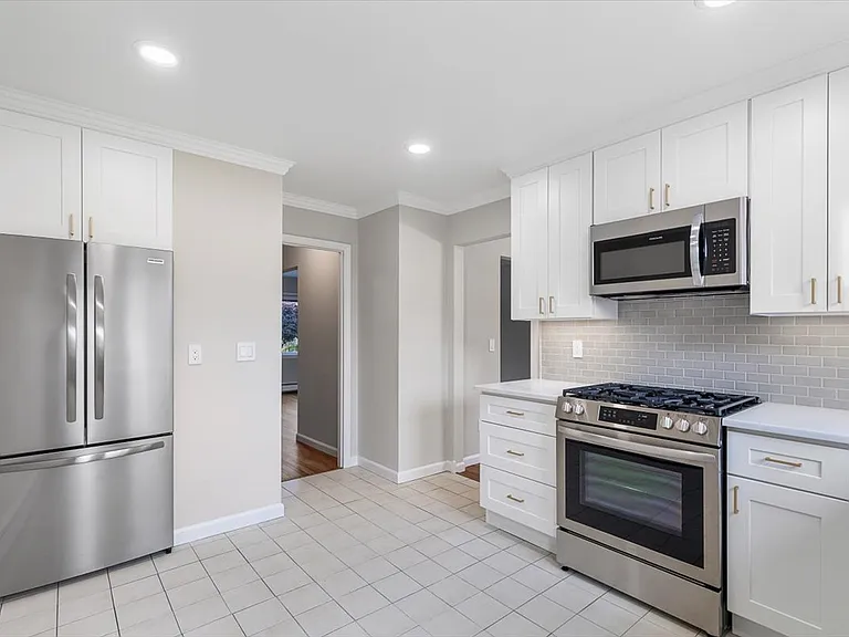 7 Madison St #1 — Photo 9