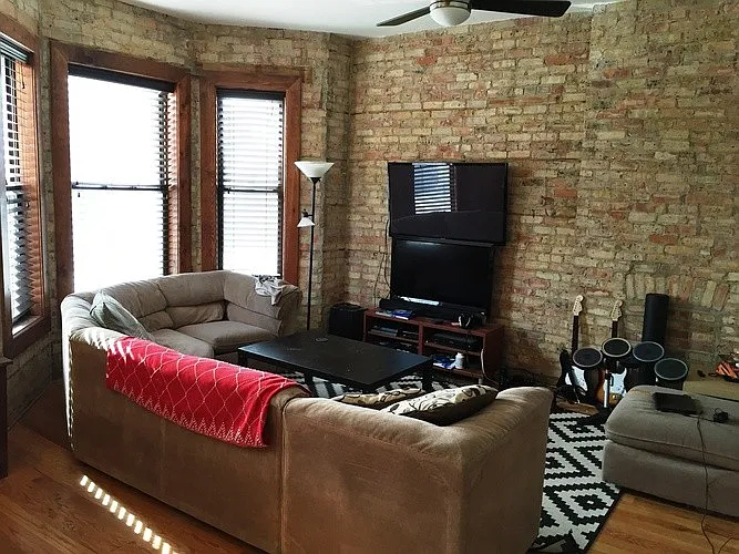 1756-58 W Montrose Dr #17581 — Photo 2