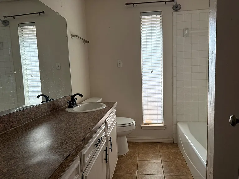 3002 Phillip Pl — Photo 9