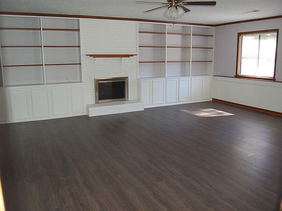5th image of 3275 Alcazar Dr