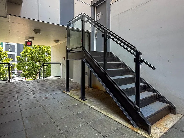9350 University High St #405 — Photo 4