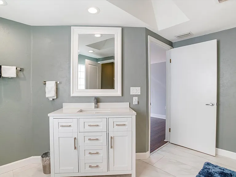 339 Avenida De Paradisio — Photo 40