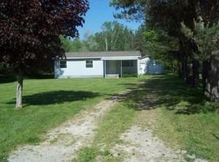 1350 N Pine River Rd, Smiths Creek, MI 48074