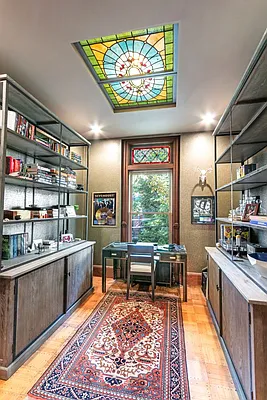 Sold by Compass | media 9