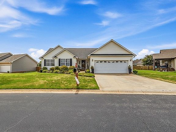 4th image of 114 Harvest Ridge Dr